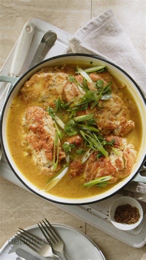 Zingy, juicy, and full of flavour – Yotam Ottolenghi’s double lemon chicken is anything but boring 🍋🔥 Get the recipe here: bit.ly/4kKlL38 | delicious. Australia