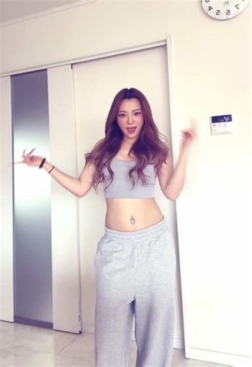 Exploring Japanese Culture: Shimy Shimy Ya