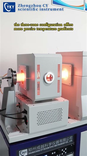 A three-temperature zone pecvd that can precisely control the temperature gradient