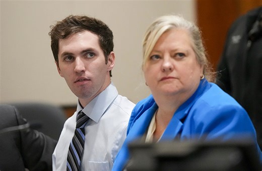 Judge declines to drop Utah prosecutors from Tyler Robinson case