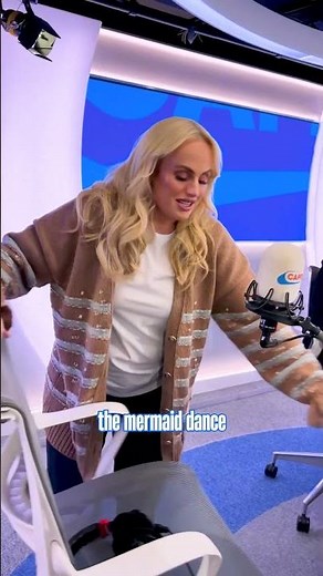 Rebel Wilson recreates her ICONIC dance move! #pitchperfect #rebelwilson