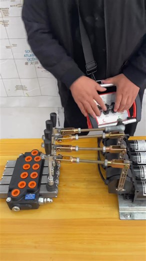 7.1K views | 12/24V wireless proportional remote controller, 4-way...