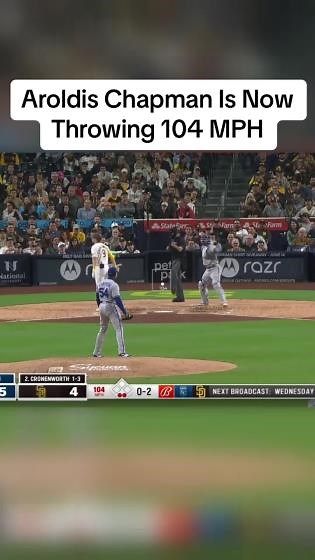 Dude is back to being a top 3 scariest pitchers in baseball 💀 #MLB #b