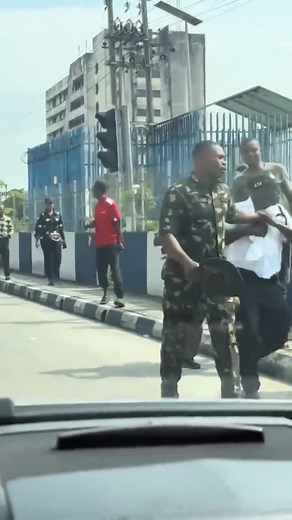 VIO too dey do! Thank you oga soldier! All the uniform men, please drag yourselves out of circulation. Donald Trump will protect our country and help us maintain law and order😊 | Samad Orijeminiyi III