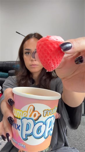 $HANICE on Instagram: "FRUIT POPS 🍇🍓🍑🥭 Unfortunately… I wouldn’t buy these again 🤣 1/10 for me #fruitpops #fruits #fruiticecream #icecream #tryfoodwithme"