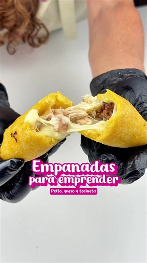 Empanadas de Pollo, Queso y Tocieta: Receta Fácil