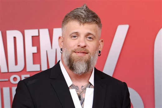 Brantley Gilbert defends performance at Turning Point USA show