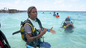 This woman wants all children to scuba dive