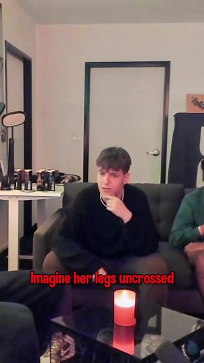 My chat is wild😂 #fyp #foryou #foryoupage #trending #clix #vinniehacker