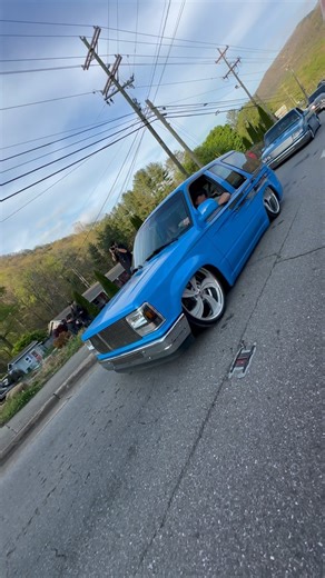 Mini Nats 30th was one for the record books! 🛻: ///Mike Hill w/ his Street Trucks Mini Truck of The Year built by #JimmysRodnCustoms @jimmysrodncustoms & paint by #SmithWorkx @smithworkx 🏁: #MaggieValley #️⃣: #MiniNats #MiniTruckinNationals #MiniNats30 🎥: ODB 🚀: #MiniTruckin #MinisOnDaRise #MiniTruckinHQ #OurLifestylePodcast #MiniTruckinSyndicate #RelaxedAtmosphere #FordExplorer #BilletWheels #Graphics #CustomPaint | Mini Truckin' HQ - Our Lifestyle Podcast