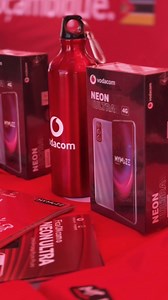 A Vodacom trouxe experiências e ofertas imperdíveis para a FACIM! ✨ Do Neon Ultra a preços incríveis, ao My Muze com música grátis, até a praticidade de pagar o seguro automóvel pelo M-Pesa, tudo pensado para facilitar a tua vida. E claro, ainda tem muita diversão, brindes e uma equipa pronta para te atender. Se passares pela FACIM, não deixes de visitar o stand da Rede Nº1! 🤩 #FACIM2025 #EstamosOn #MPesaÉFácil | Vodacom Moçambique