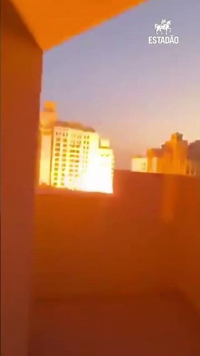 Explosões foram relatadas próximas ao prédio mais alto do mundo, o Burj Khalifa, em Dubai