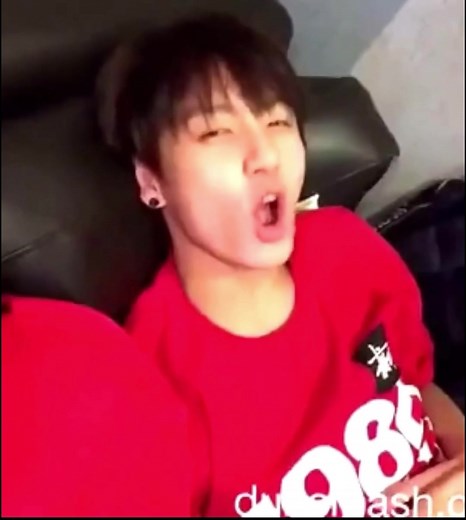 #Taekook #Dubsmash days~ Back when Big Hit probably should’ve taken the phone away! 😂 💜