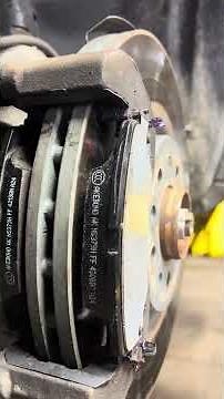 🔧 OEM vs Aftermarket Brake Pads & Clips – Jeep Cherokee Clunk Noise Diagnosis! 🚙