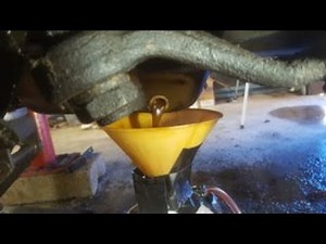 Cleaning sludge out of an old, neglected engine with my "Sludge Xtractor"