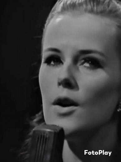Anni-Frid Lyngstad of ABBA Singing An E♭6
