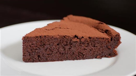 Easy Flourless Chocolate Cake | Rich and Fudgy