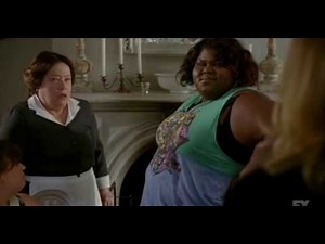 american horror story coven - delphine lalaurie the maid/queenies slave