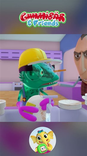 Gummy Tries to Cook… BIG Disaster! 😱🍳 #gummybear #trendingshorts #childrenmusic #kidssongs