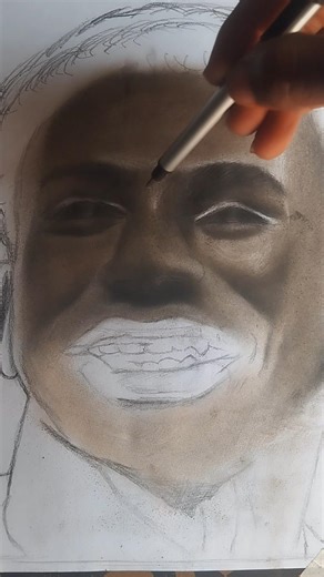 how to draw a realistic portrait using charcoal pencil and pastel chalk #quickdrawing #drawing