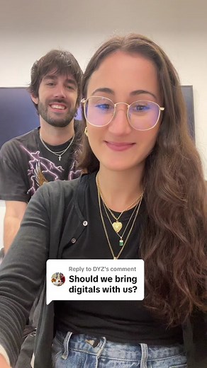 What to Bring to a Model Casting Call