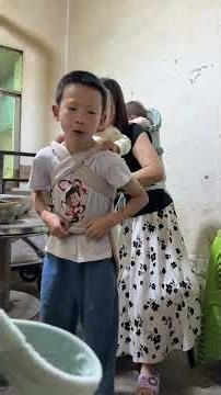 Being a mom of five is a busy day taking care of the kids, but the children all know how to h