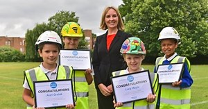 Future Apprentice 2017: Young engineers of the future achieve certificates