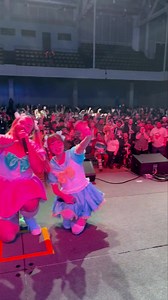 Pretty ass-kickin’ beginning to this weekend, Boston 😘 Thanks to everyone who’s already come to see us today❤️We have our panel at 7 tonight, then signings and our full show tomorrow🤘🔥 See you there‼️ | Ladybeard