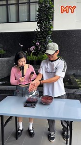 87K views · 1.2K reactions | 《MY FM 500K 玩好大》系列——送你RM5️⃣0️⃣0️⃣‼️ Yoon 吳家家 潜入校园让大家挑战——凭手感抓出50g的红豆齃 到底是哪位直接抱走RM500的奖励呢❓朗 #MYFM好玩 | MY (Malaysia) | Facebook