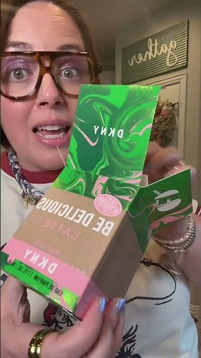☕💚 The new DKNY Fragrances Be Delicious Latte Matcha perfume is giving cozy café girl energy with