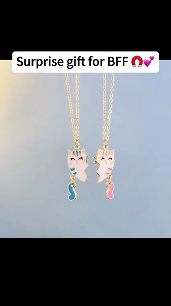 Your BFF Necklace Says Everything 💕 Pick One for your Best Friend! #bff #besties #gift #necklace