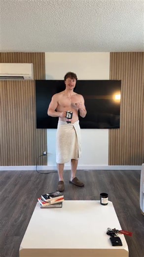 Ragz on Instagram: "#grwm for the gym! Happy Friday y’all! Let’s be the sexiest mofos in the gym today. Let me know if y’all have any suggestions for the crack shack living room. Much appreciated 🫶🏻 . @gymshark Code:RAGZ10 . #reels #gym #dancereels #explorepage"