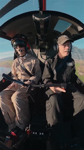 Bill demonstrates Exercise 7 - Autorotations. A foundational emergency procedure that teaches pilots how to execute a safe landing in the event of an engine failure. | Chinook Helicopters Ltd.