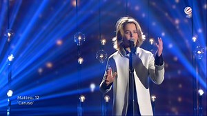 Matteo ist einfach einzigartig und mit seinem italienischen Song berührte er bei "The Voice Kids" erneut sein ganzes Publikum. #bestofvoicekids | SAT.1