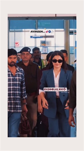 Here comes the bride 😍 Rashmika 🤗 #vijayrashmika #wedding #virosh #viroshwedding #rashmikamandanna