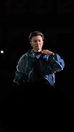 🚨 Vivo X300 Ultra with 400mm Teleconverter Video 👇 Sample Can the OPPO Find X9 Ultra achieve this type of results using the 300mm Teleconverter on its huge 3x Sensor ❓ #vivo #vivoX300Ultra #OPPO #OPPOFindX9Ultra