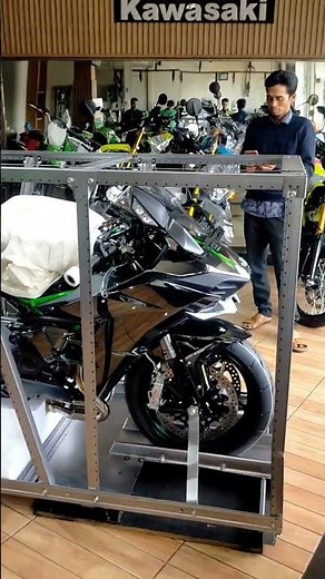 UNBOXING KAWASAKI H2