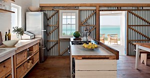 6 exemples de cuisine en bois qui ont adopté le style campagne chic avec brio