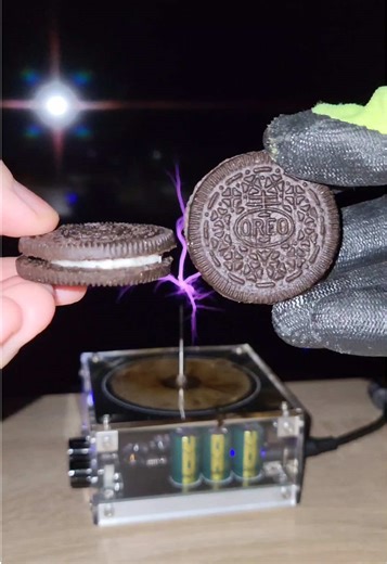 Rate This Physics Experiment 1-10 😱😍