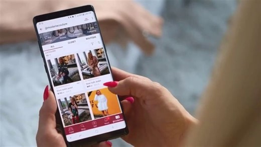 Poshmark TV Spot, 'Holiday Shopping'