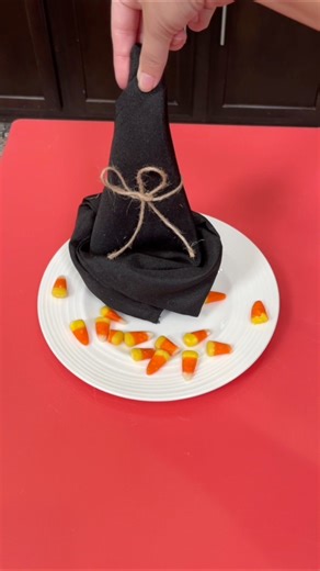 I do this every year! 😍 #tipsandtricks #halloween #diy | Daily Dose of Patty