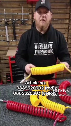 Check out our Spiral Suzi Hose! This durable PUR hose retains its shape, even when bent, and is flexible in freezing conditions. With 5 times the impact resistance of polyamide hoses, it's also resistant to wear, oil, fuel, and UV rays. Perfect for all your tough jobs! #wurth #wurthsouthafrica #readyforwork #wurthtools #tools #tooltime #toolsofthetrade #tooltips