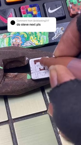 Drawing S for Steve but on my keyboard! Custom keyboard!