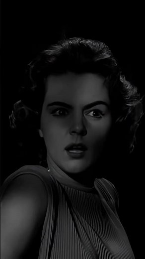 The ghost in a doorway! #horror #classics #haunted #ghost