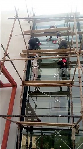 spider glass installation