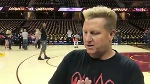 Getting ready to sing the National Anthem! Hoping the Cleveland Cavaliers can turn it around tonight. Gonna be a blast! #NBAFinals #DefendTheLand | Rascal Flatts