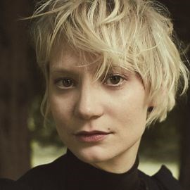 Mia Wasikowska | Speaking Fee | Booking Agent
