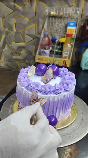 how to make easy butterfly cake in purple colour|cake |butterfly|purple cake|begani cake|titali cake