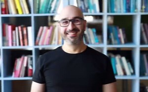 Python初学者教程#跟油管大神Mosh一小时上手Python