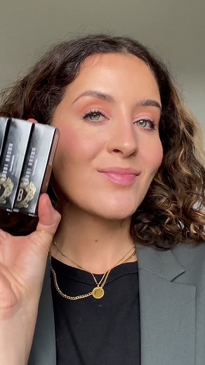 See the difference a swipe makes. Bobbi Brown UK Pro Artist @Hollie Olivia create soft to statement lip looks with her favorite NEW Luxe Lipstick shades. LUXE LIPS 3 WAYS: • Rosewood • Bond • Tango #BobbiBrown #LuxeLip